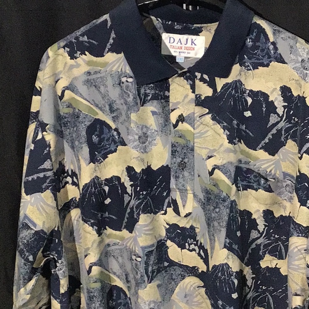 Italian  Silk Men's Navy and Cream Patterned Shirt DAJK Design